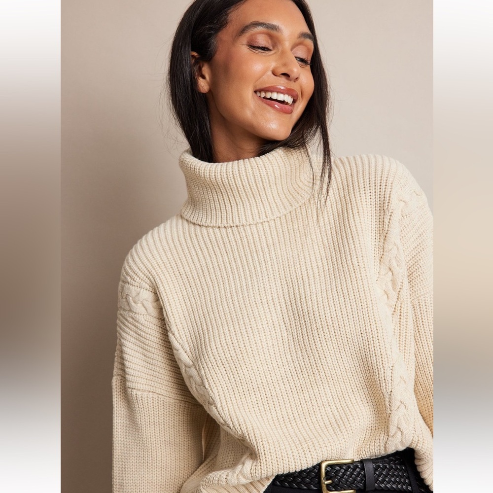 NA-KD Cable Detailed Oversized Knitted Sweater